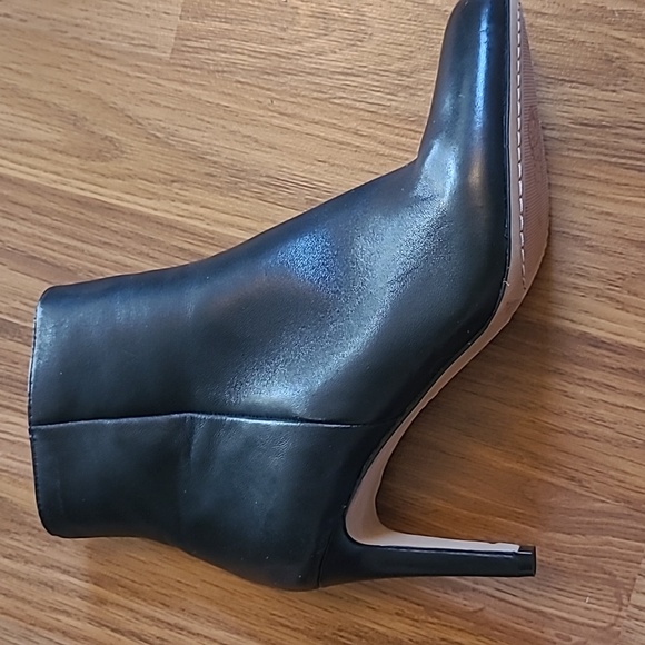 Vince Camuto Ankle Boot - Picture 2 of 7